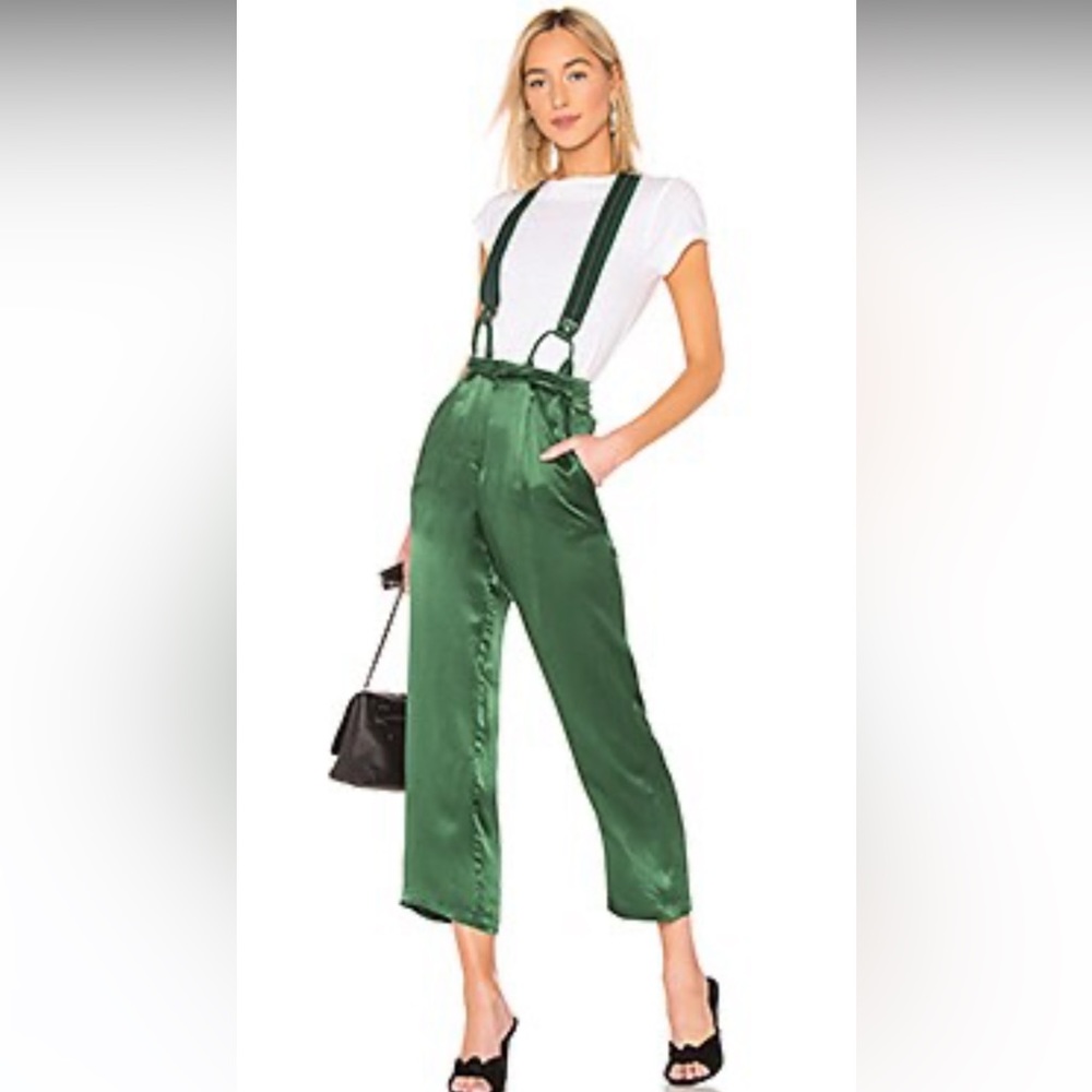 House of Harlow 1960 X REVOLVE Virgil Pants in Green.      Green suspenders